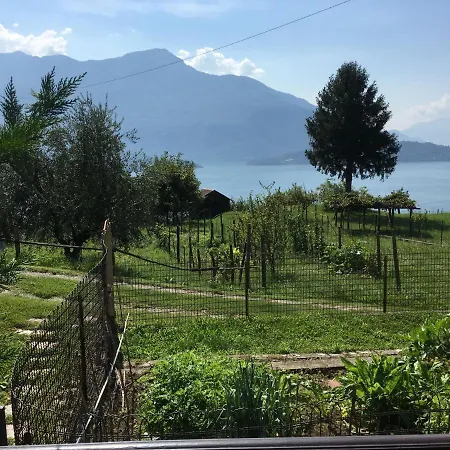 Locazione Turistica Giardino Vista Lago - Dma369 Дом отдыха Веркана